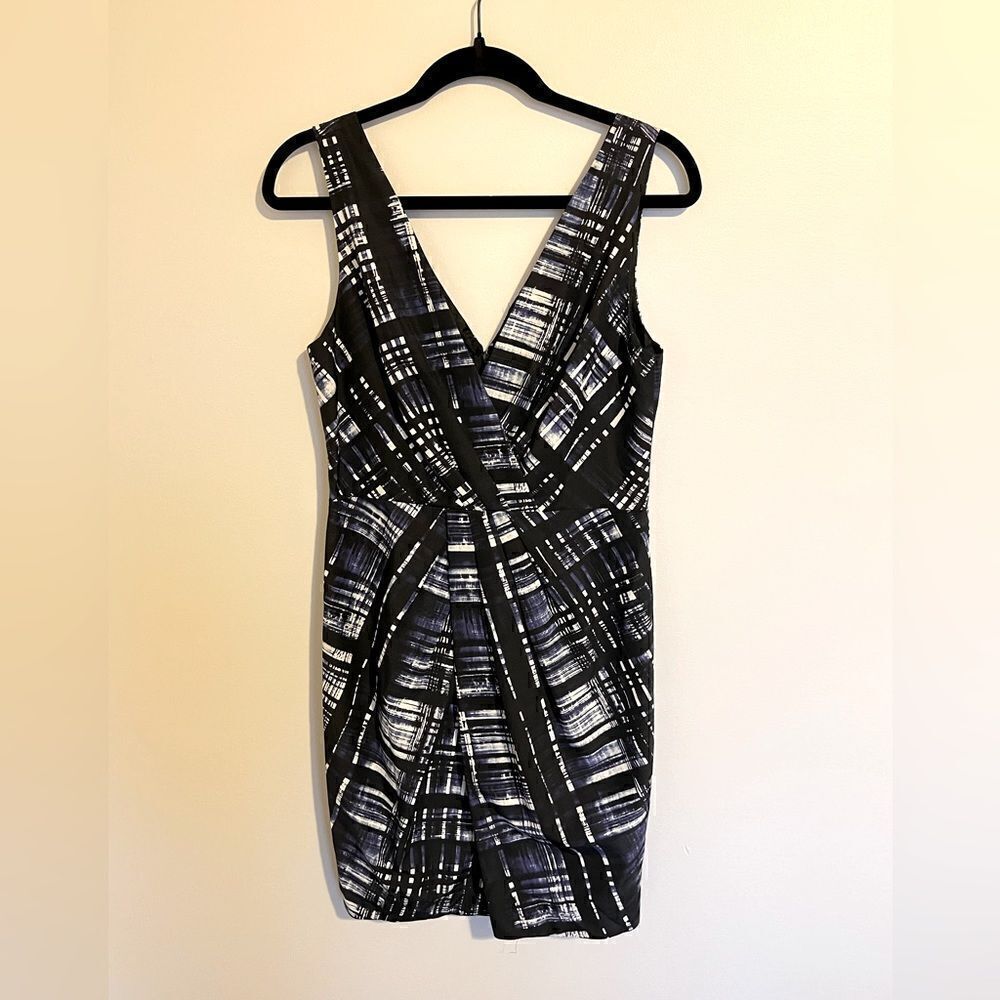 Banana Republic sleeveless surplice v-neck dress